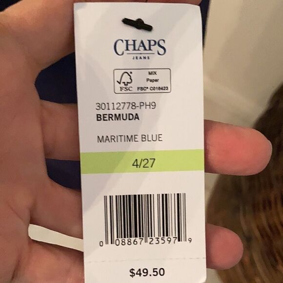 NWT Chaps size 4 navy  stretchy cuffed bermuda shorts - Picture 7 of 13